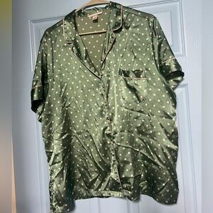 Victoria secret satin PJ set, XL